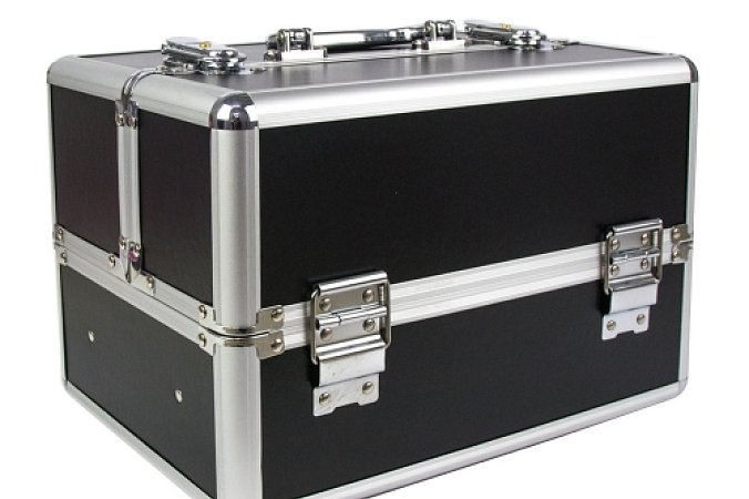 Černý kufr M  | Doplňky 