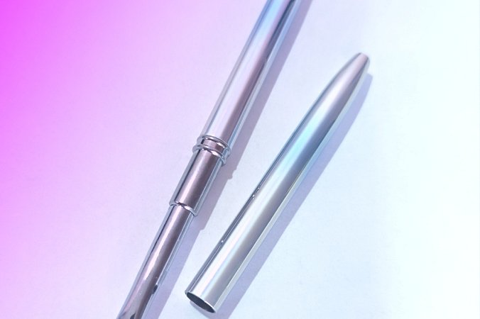 Zavírací štětec akryl č.4